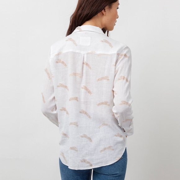 Rails Charli golden cheetah shirt - Picture 2 of 9